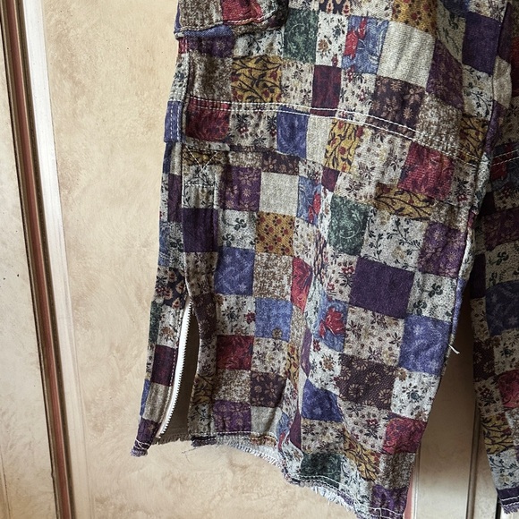 POL Multicolor Patchwork  Cargo Jeans/Pants size Medium - Picture 4 of 4